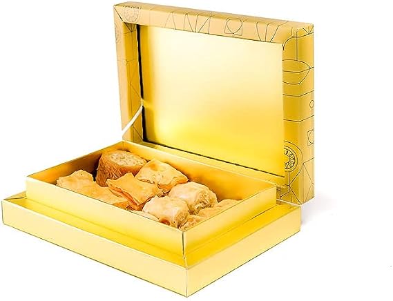 Sweetland Regular Baklava Selection - 300 g | Handmade in London | Traditional Lebanese Baklava | Present for Diwali, Ramadan, Easter, Eid, Birthday | Pistachio, Walnut, Cashew & Almond | Gift Box