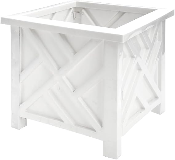The Lakeside Collection Lattice Design Chippendale Style Planter Box - White