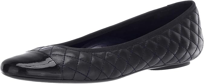 VANELi Womens Serene Quilted Slip On Ballet Flats Casual