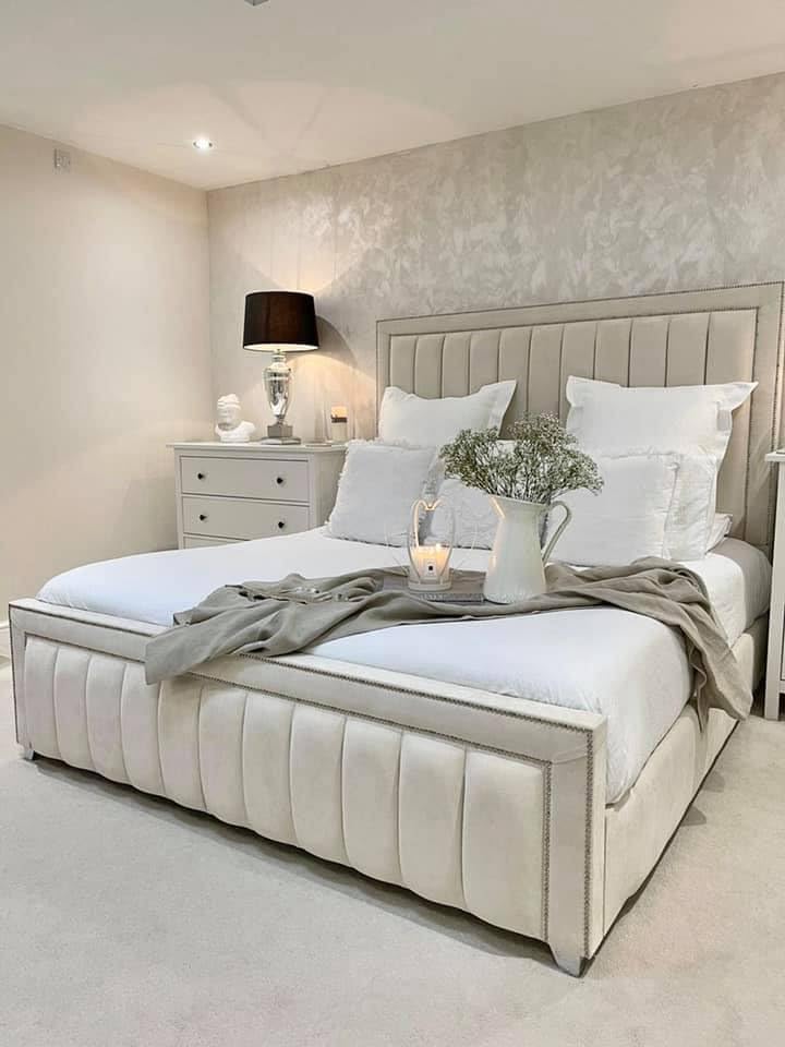 Bespoke Chesterfield Border Panel Bed Frame - UK made - SingleDoubleKingSuper King Size Plush Velvet Fabric Upholstered Cream Plush, Super king 6ft