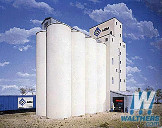 Walthers Cornerstone HO Scale Building/Structure Kit Grain Elevator Add-on Silos