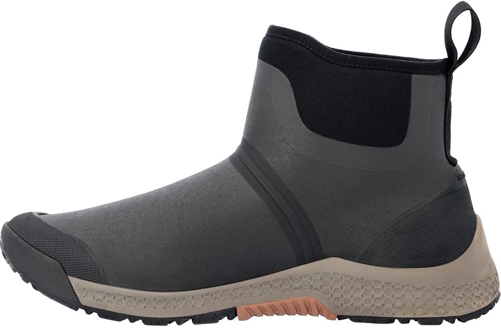 MUCK Men's Outscape Chelsea Slip On, Black, Size 10(M)