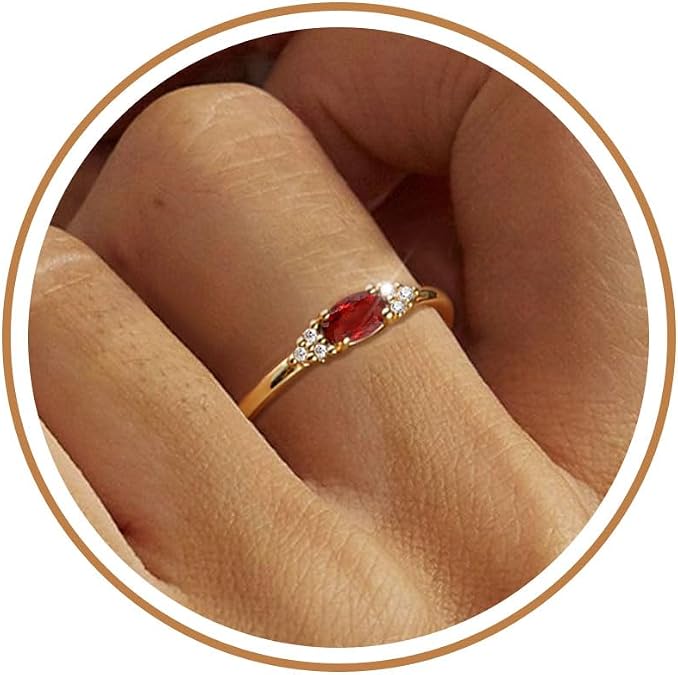 FUNEIA Gold Birthstone Rings for Women Non Tarnish Trendy Stackable Gold Rings that Don't Tarnish Dainty Emerald Green Gemstone Cubic Zirconia Wedding Engagement Ring for her Birthday Gifts Jewelry