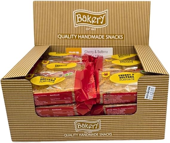 RJ CHERRY & SULTANA FLAPJACK BARS (24 x 125g) - Soft Oat Bars, Flapjacks Multipack | Fibre Snack, Bulk Cereal Bars For Picnic Snacks | Individually Wrapped Flapjacks For Kids