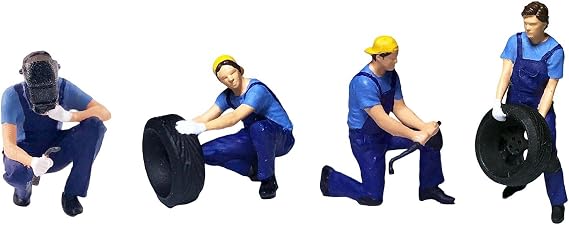 1/64 Scale Hand Painted Resin Miniature Repair Worker Figures for Diorama, Model Car Scene, and Garage Layout Decor
