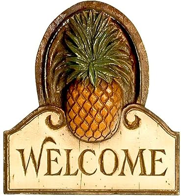 Pineapple Welcome Friends Wall Plaque