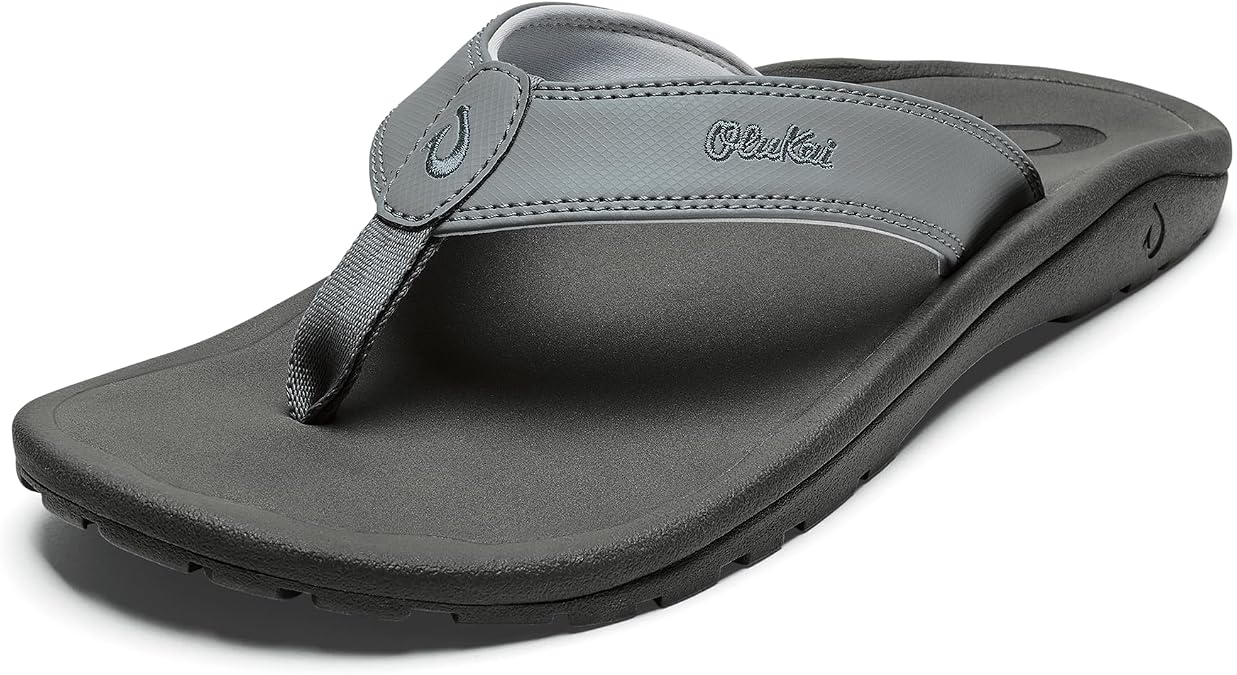 OluKai Ohana Men's Sandals, Water Resistant Flip Flops with Arch Support | Lightweight Comfort for Beach & Travel, Enhanced Traction for Wet Surfaces