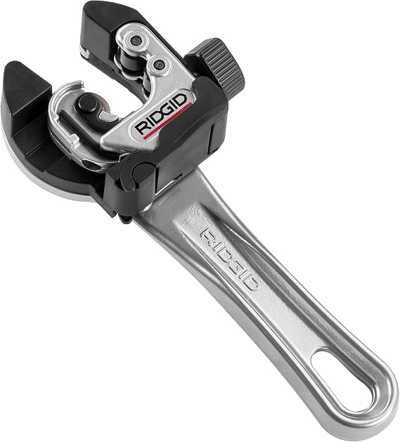 RIDGID 32573 Model 118 2-in-1 Close Quarters Tubing Cutter for 1/4" to 1-1/8" Copper, Brass, and Aluminum Tubing, Compact tubing cutter with AUTOFEED