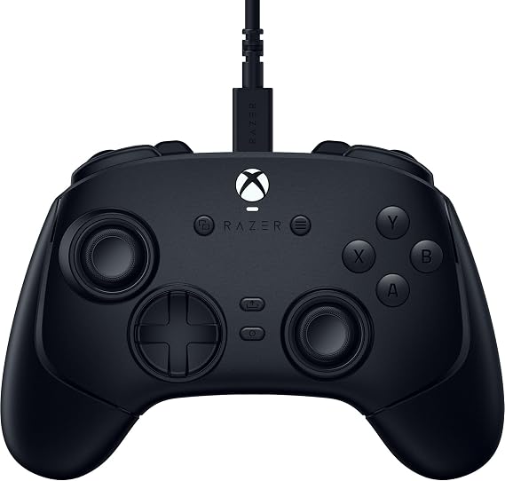 Razer Wolverine V3 Tournament Edition - Xbox X|S ve PC için Kablolu Espor Kumandası (Mecha Dokunsal Aksiyon Düğmeleri, Pro HyperTriggers, 8 yönlü D-Pad, 3m USB-C kablo) Siyah