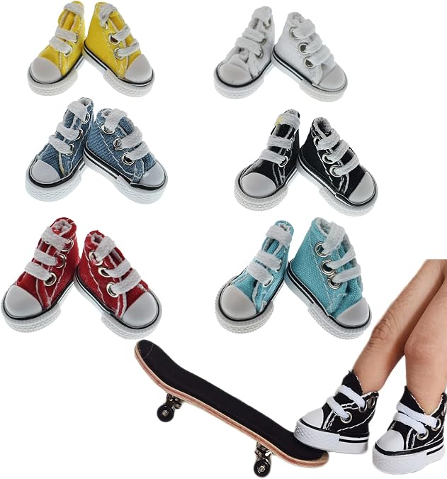 6 Pairs Mini Finger Shoes, Mixed Color Fingerboard Skateboard Shoes Mini Shoes Keychains Sneakers for Finger