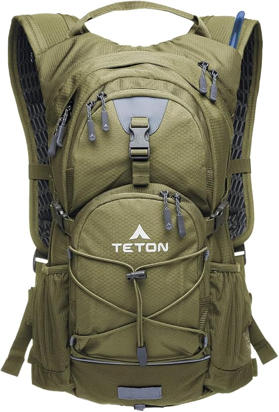 Teton Oasis/Trailrunner Hydration Backpack Lightweight Water Pack with 2L/3L Bladder for Hiking, Running, Cycling, Biking 18L/22L Sizes Sewn-in Rain Cover Fits Men and Women