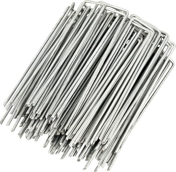 GardenMate 100-Pack Anti-Rust 6'' 11 Gauge Heavy-Duty Flat-Top U-Shaped Garden Securing Stakes/Spikes/Pins/Pegs - Galvanized Sod Staples for Anchoring Landscape Fabric